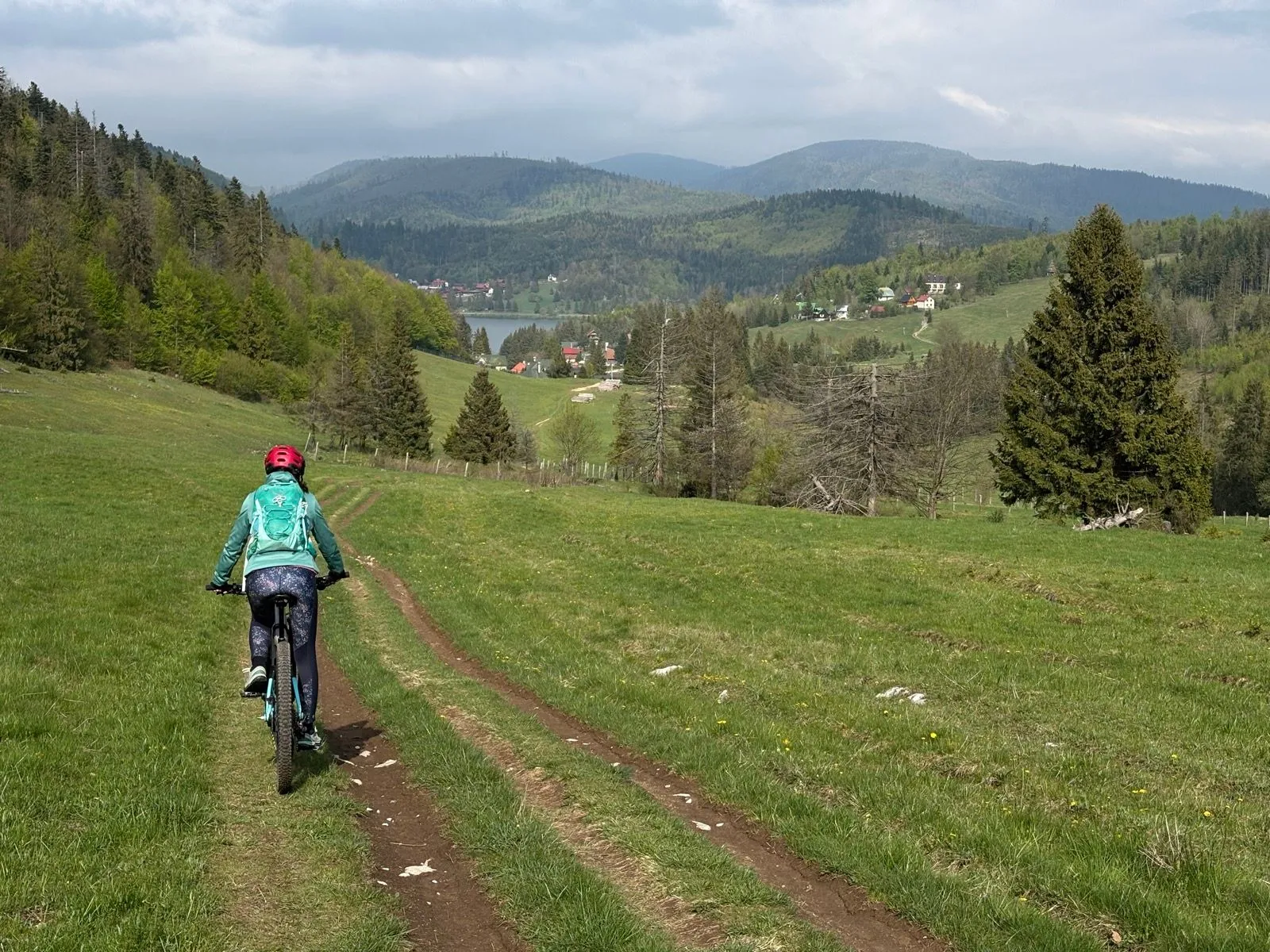 Mlynky - Geravy - Dobšinská ľadová jaskyňa - Malá Záhrada - Palcmanská Maša — fotka 2